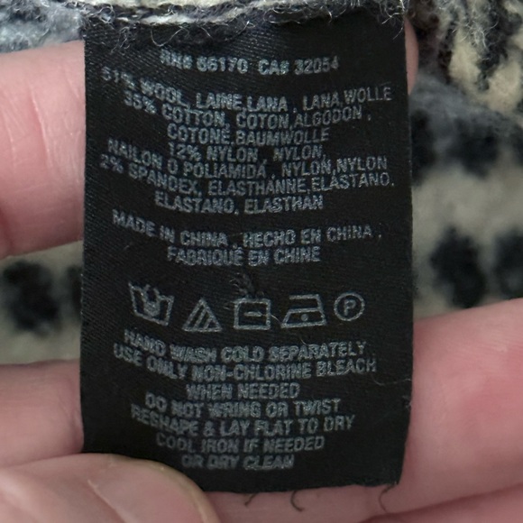 Moth by Anthropologie Draped Wool Blend Jacquard Sweater Vest - Size XS - Picture 8 of 8